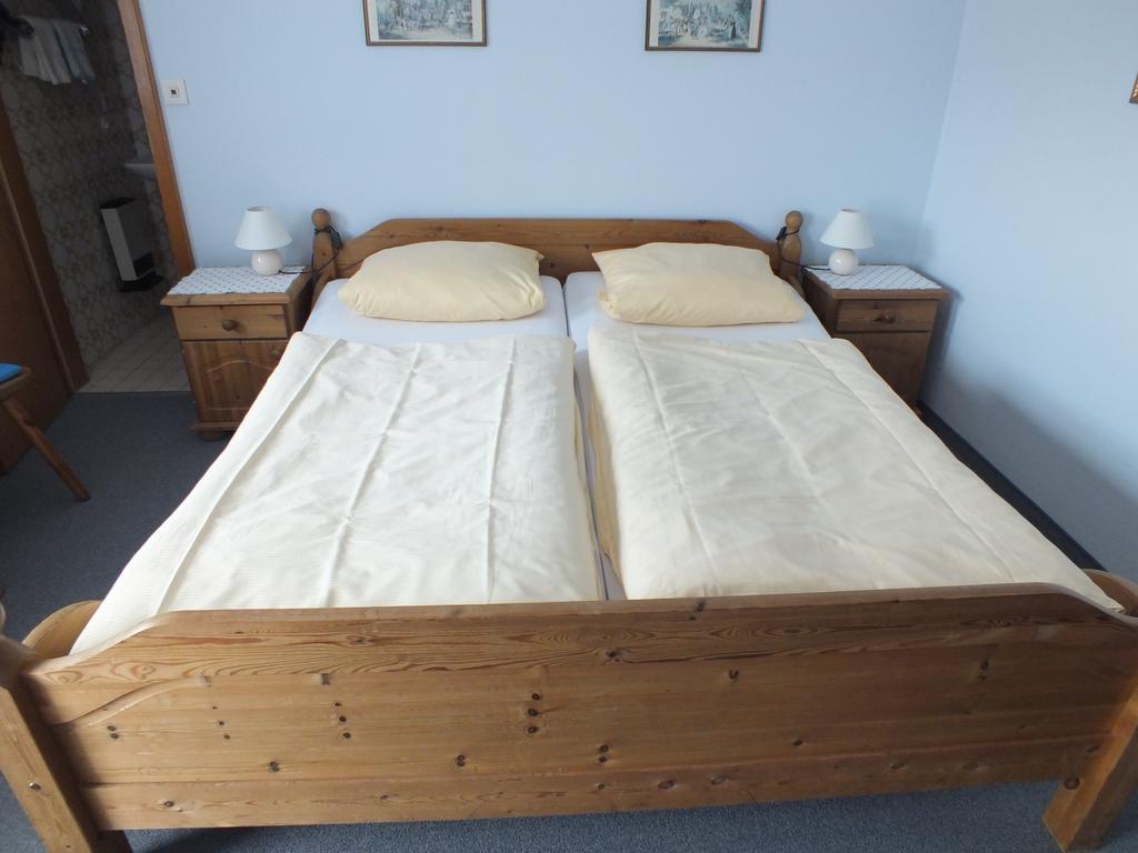 Pension Blauer Gamsbock Kiefersfelden Chambre photo
